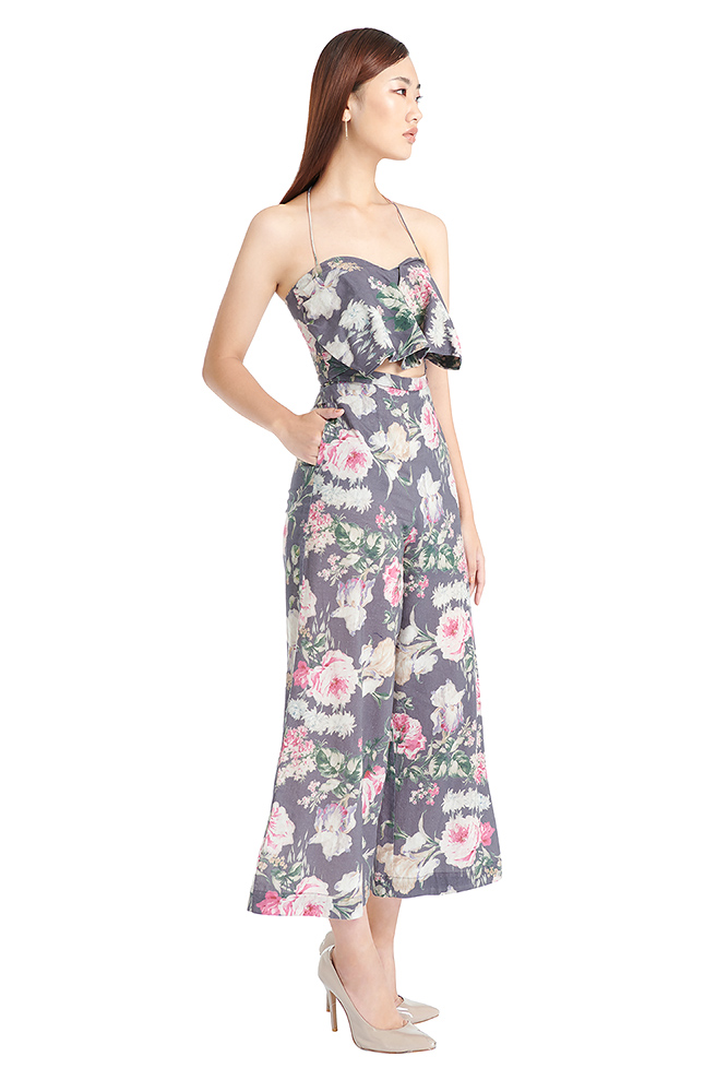 side view of the dress